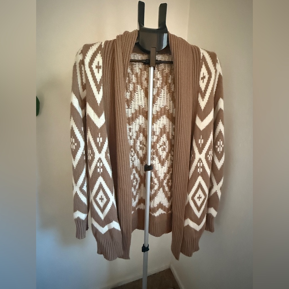Old Navy Camel and Cream Knit Open-Front Cardigan
